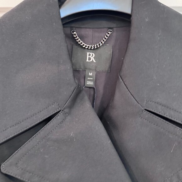 Banana Republic Water Resistant Timeless Trench - Picture 4 of 14